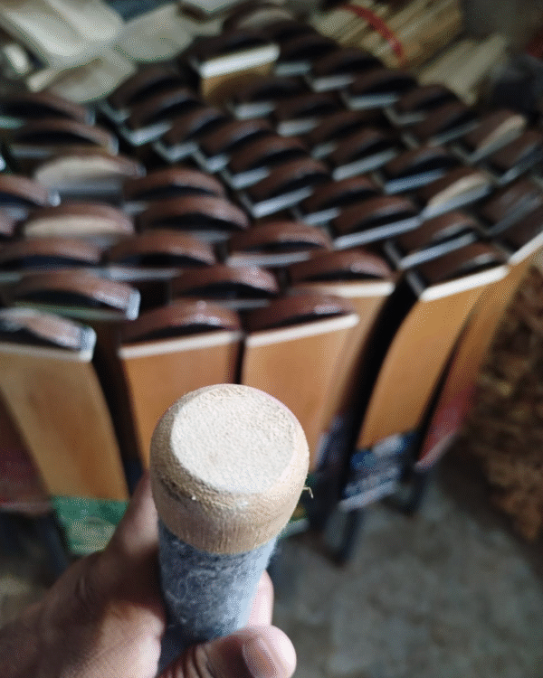 Sri Lankan Wood Tennis Ball Bat (LOW PROFILE) - Image 2