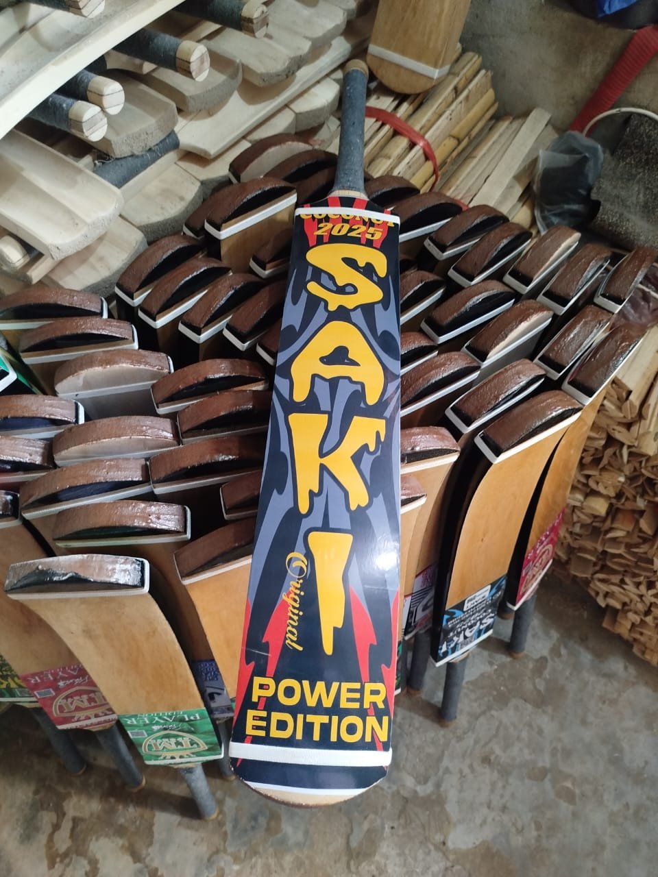 tennis-ball-bat