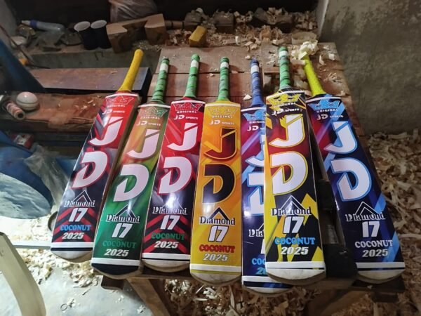 Sri Lankan Wood Tennis Ball Bat (HIGH PROFILE) - Image 4